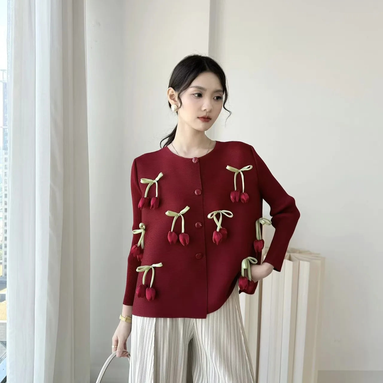 Miyake Pleated Cherry Hanging Round Neck Single-breasted Cardigan with Loose and Fashionable Design for Women's Shirt Jacket